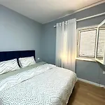 Ledia\'S Apartment