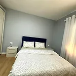Ledia\'S Apartment
