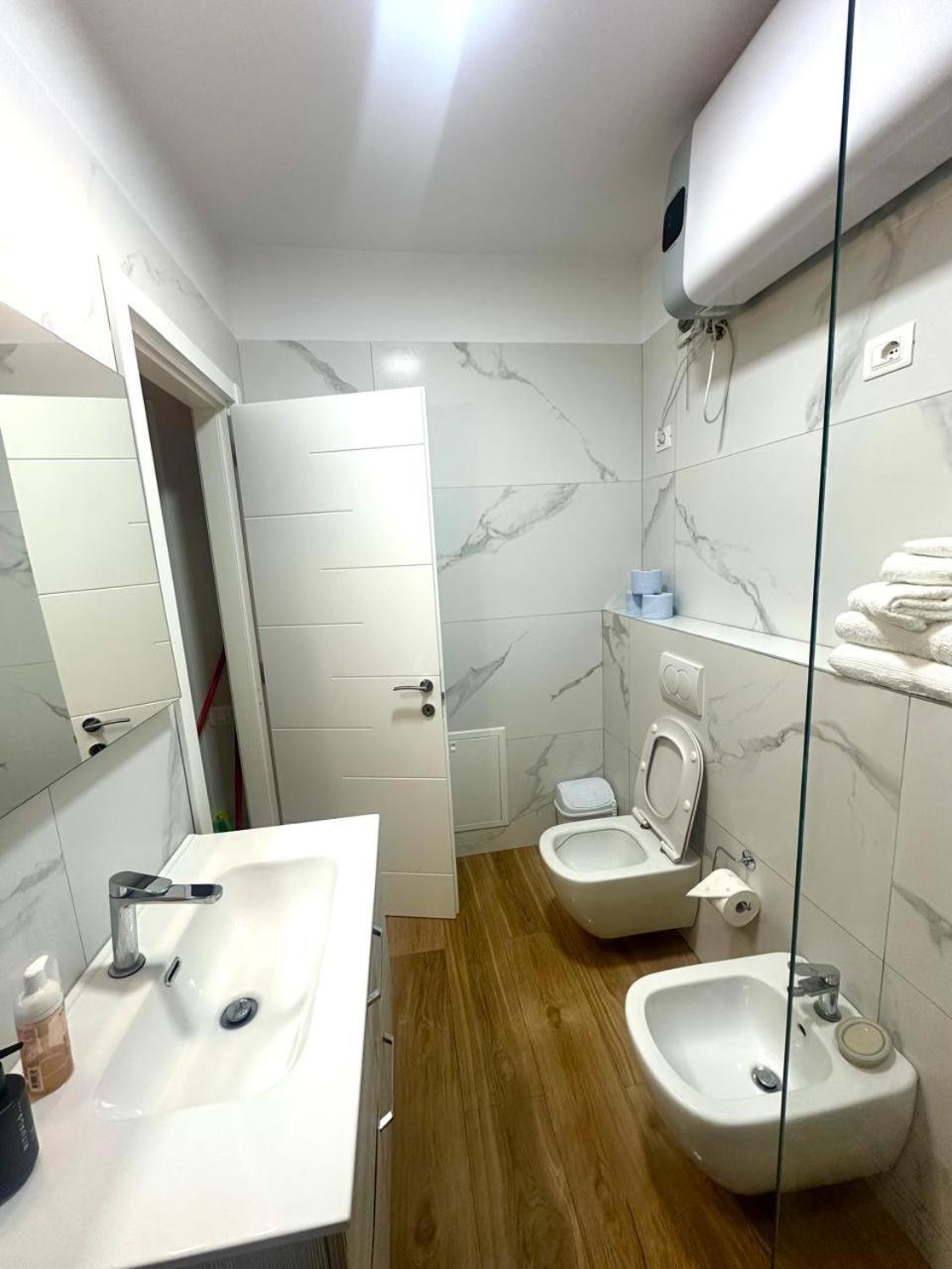 Apartment Ledia's *