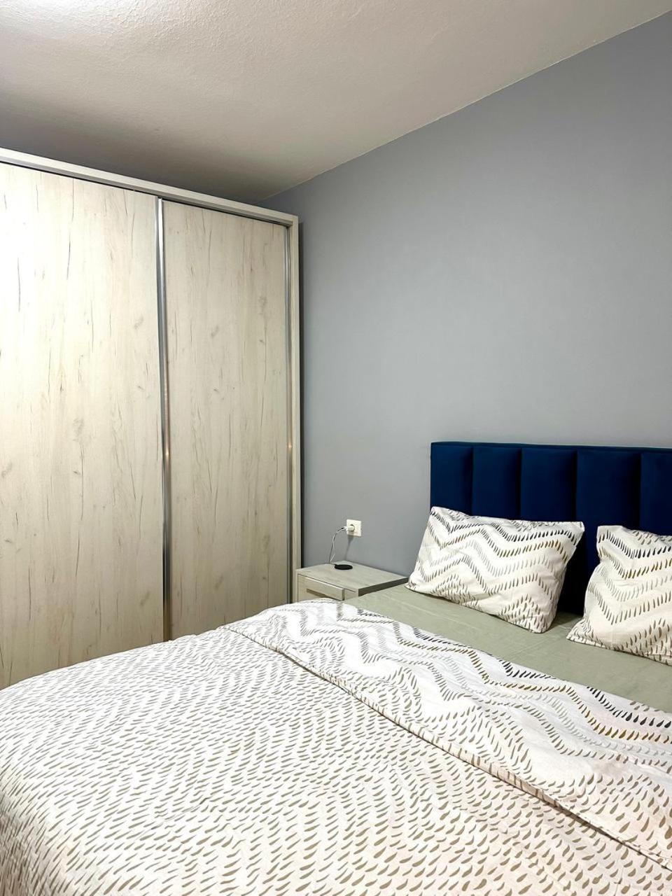 Ledia's Apartament *
